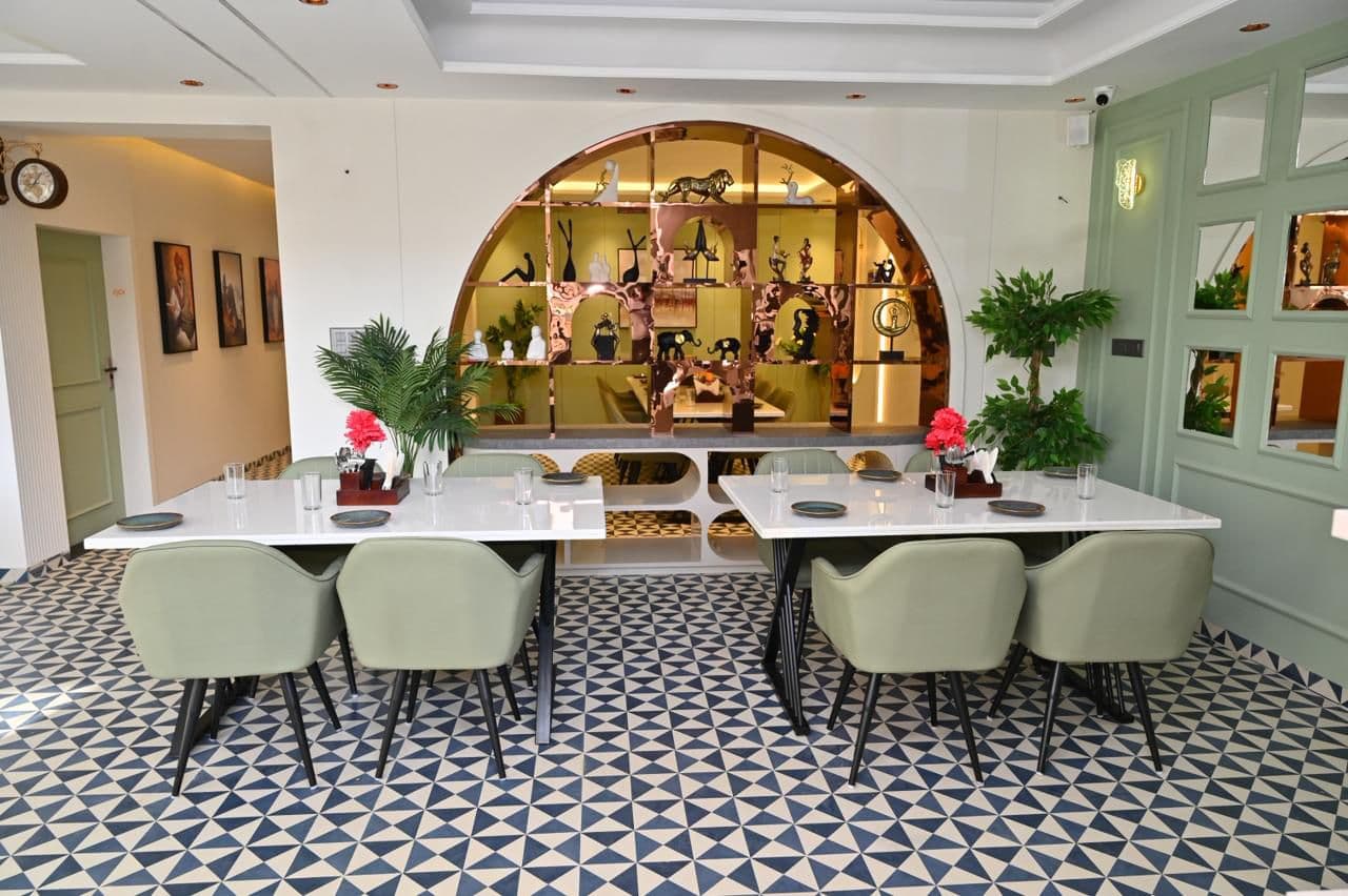 Best Restaurant Near Me on NH52 — Why Travellers on the Jaipur–Bikaner Highway Keep Choosing Mangalam